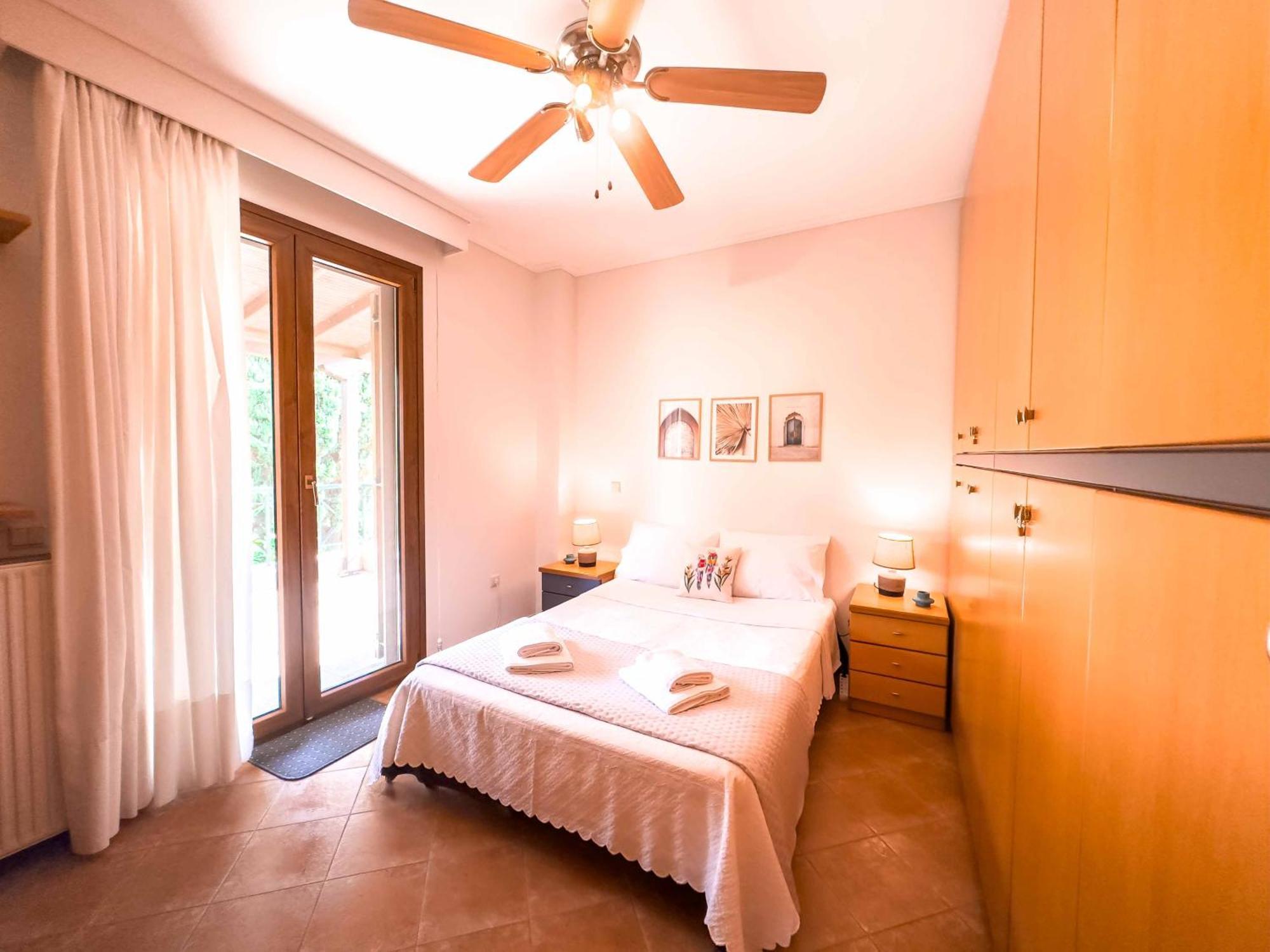 Villa Bougainvillea Епаномі Екстер'єр фото